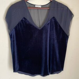 Gentle Fawn Velvet Sleeveless Shirt